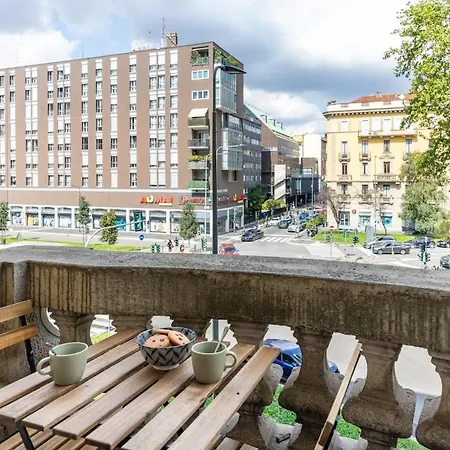 Duomo 7 Min - Design With Parking Milánó