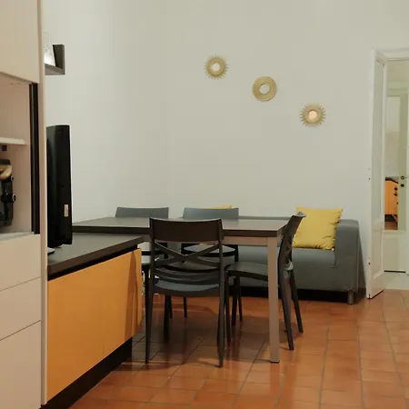 Bwr - Bilocale Centro Milano, Arpesani 3 *