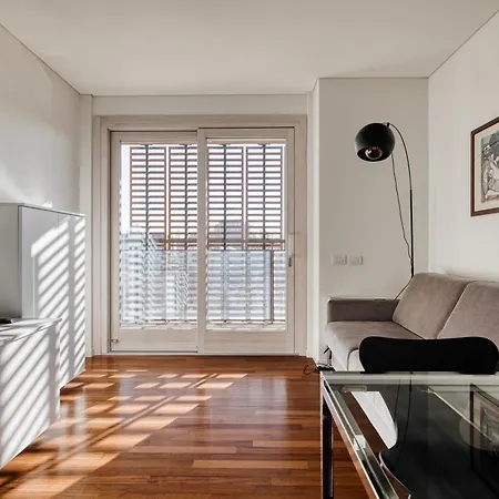 Giaxtower Palestra & Piscina Pure Living Milán