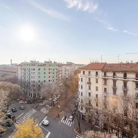 Luxury Elegant Penthouse 2 Bedrooms, 2 Bathrooms Milaan