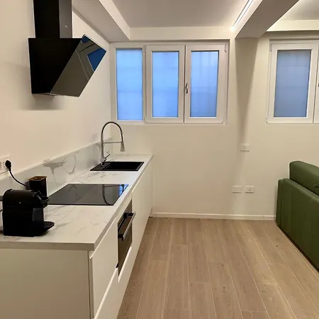 Bloom M3 Duomo 12 Min 米兰