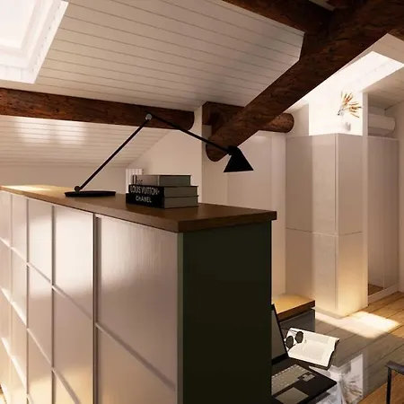 Splendida Mansarda Via Solferino In Brera *