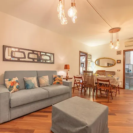 Lägenhet 5' From Bocconi With 2 Bedr And 2 Bathr *