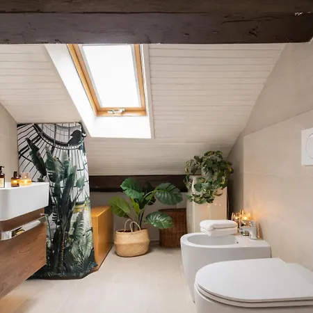 Design In Legno & Atmosfera Calda Bilocale 20m Dai Navigli Apartman *