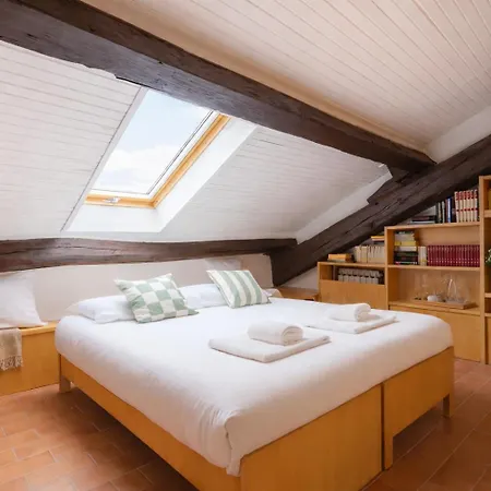 Apartman Design In Legno & Atmosfera Calda Bilocale 20m Dai Navigli Milánó