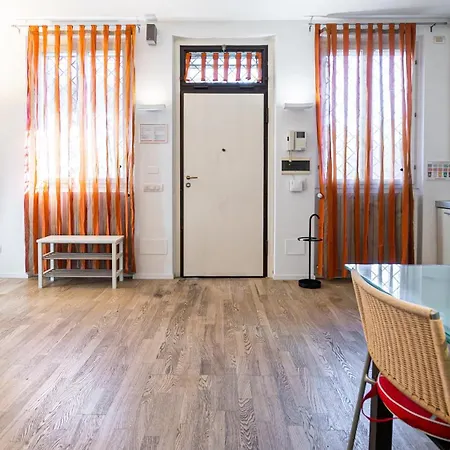 Italianway Comfort - Decembrio 19 * Милан