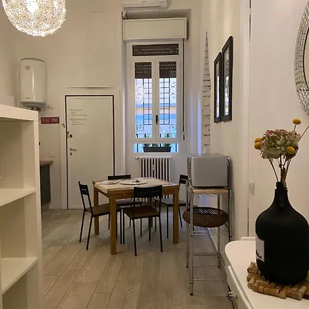 The Loft In The Yard Apartmán