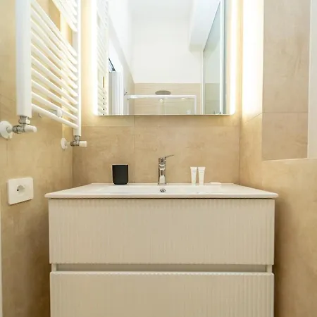 Apartament Elegant In The Center With Smarttv Wifi *