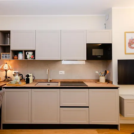 Lejlighed Costanza Home, Moderno Ed Elegante Nel Cuore Della Citta Di Milano, Nuova Metro Blu, Comodo Per Duomo, San Siro E Rho Fiera