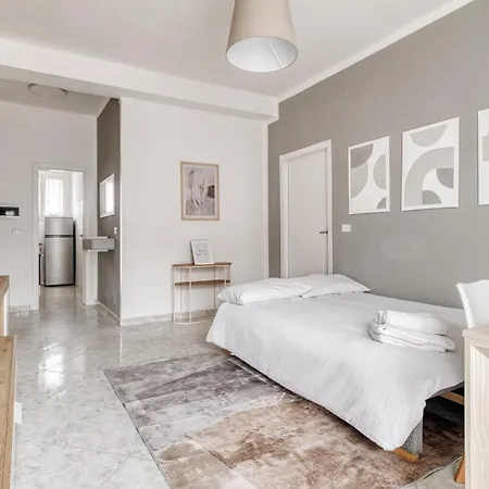 Quiet Modern - Linate Airport