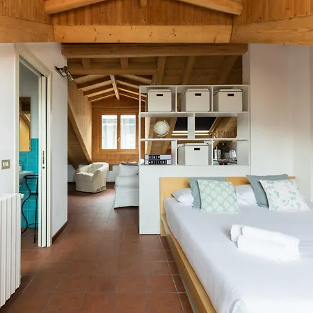 Apartmán Navigli - Via Mortara 17 *