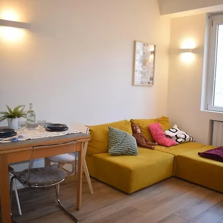 Bilocale Comfort & Cozy A 1 Min Dalla Metro X Duomo * Milánó