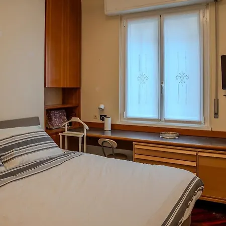 Ampio Trilocale Nel Cuore Di - 97mq Di Comfort 公寓 *