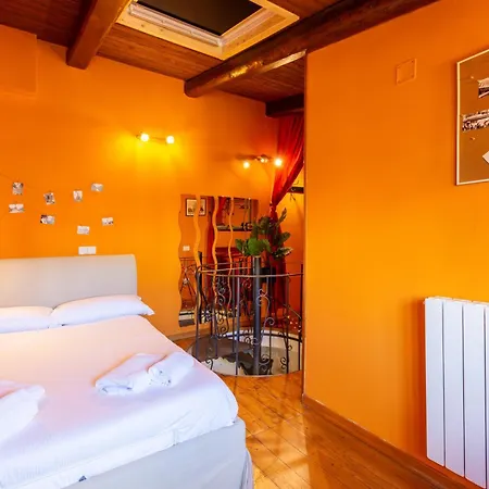 I-host - Unique Two-level In דירה מילאנו