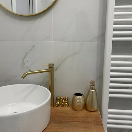 G Luxury Platinium&gold Red Metroline To Duomo * Milano