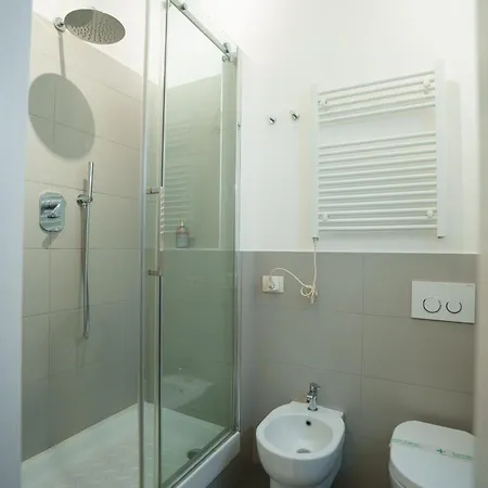 M5 Cenisio 5min-buzzi 3min-citylife-mico-chinatown-ac * Milán