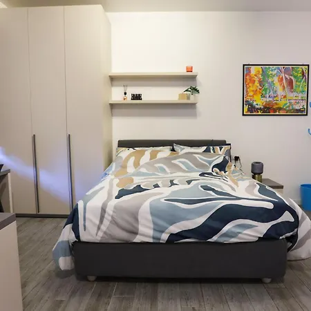 Open Space Con Veranda A Citta Studi 公寓