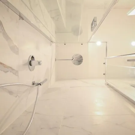 Apartament Contemporary - Station-nolo Area *