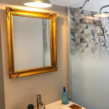 Magico Zona Navigli Милан