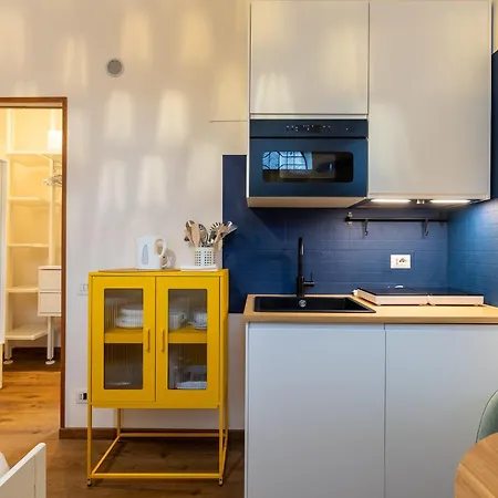 Isola Design - 15min To Duomo, Station * ميلان