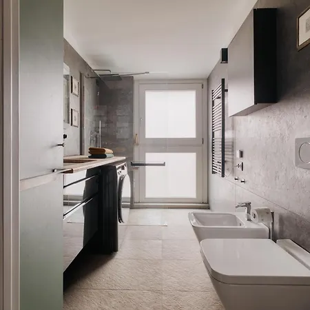 Hostmate - - Burlamacchi Grand * Milán