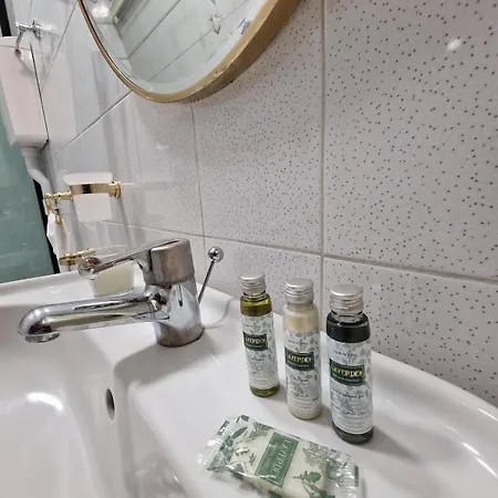 アパート Navigli Elegant With Park View ミラノ