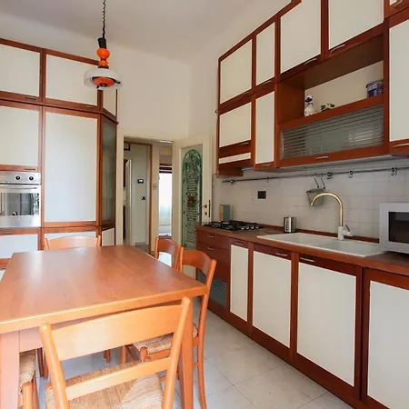 Romantic Close To Fondazione Prada Apartment