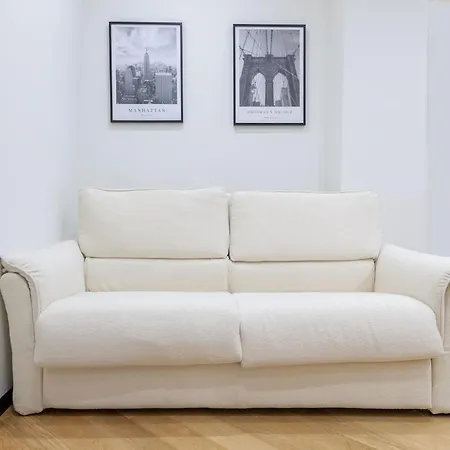 Lejlighed Boutique Flat Steps From Duomo Milano