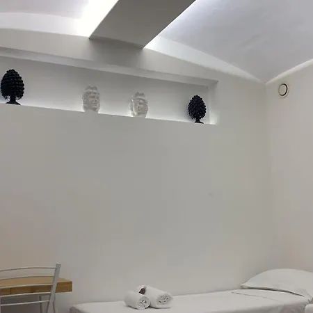 Ariberto Duplex - Walk To Metro M2 & M4 Appartement Milaan