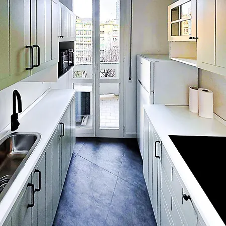 Largo De Benedetti- Panoramic View Mediolan