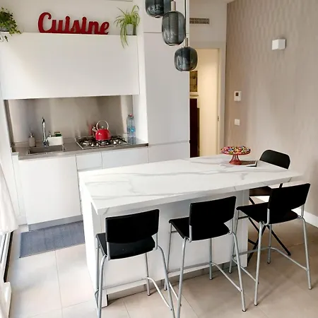 Appartamento California Suite, Zona Tortona-solari-citylife, Un'oasi Nel Centro Di *