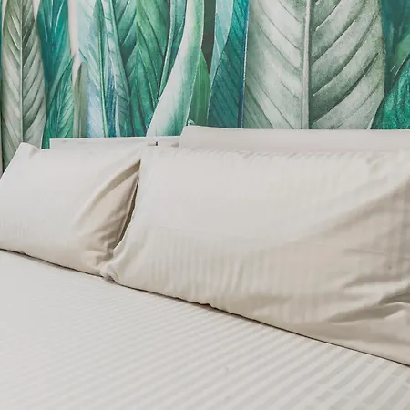 Urban Jungle M3 Duomo 12 Min Apartment