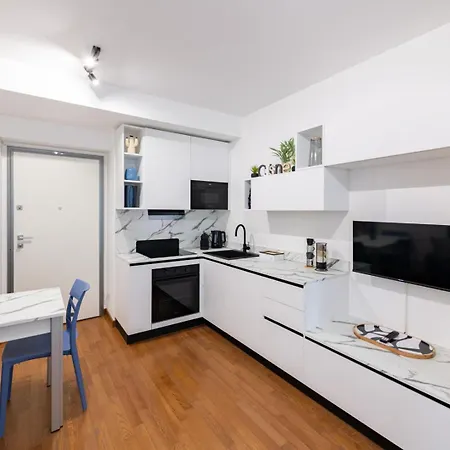 Parcheggio Gratuito - New 1bdr Con Terrazzo Apartment *