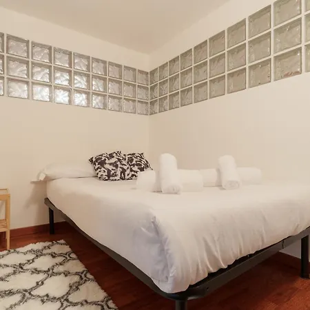 Apartment Guesthost - Modern Acquabella