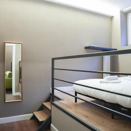 Metro Gambara 2min - Duomo & Navigli - Ac - Self Check In - 2 Apartment *