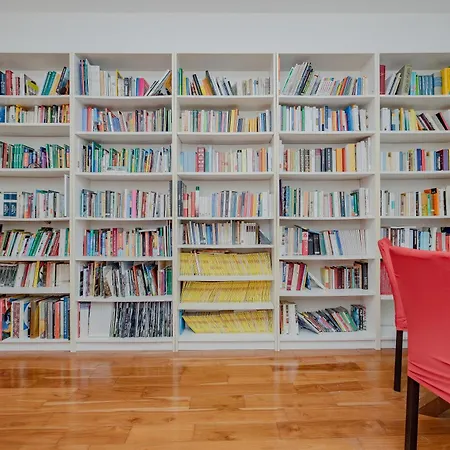 Stylish Near Duomo, Near Metro, Balcony