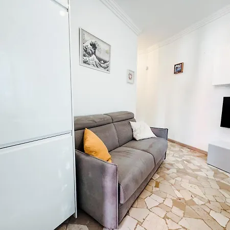 Salgari - Vicino Metro E Tram - *