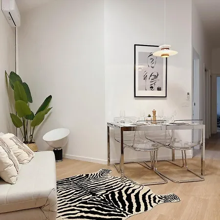Sempione Designer 2 Bedrooms 24h Supermarket Nightlife Tram To Duomo شقة