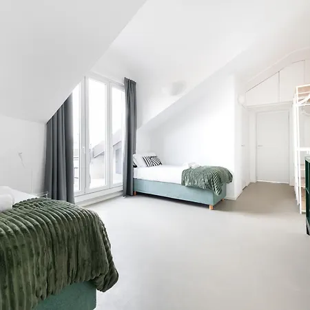 Easylife - - Botta 16 - Porta Romana