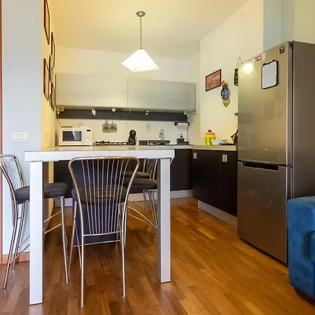 Апартаменты Smart - Near Navigli & Iulm Милан