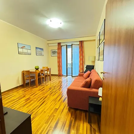 Titolivio Wood - Lägenhet