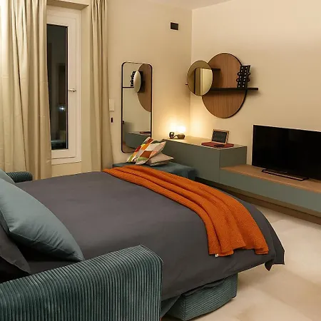 Ampio Trilocale 5 Posti Letto, 2 Bagni - M4 Dateo מילאנו