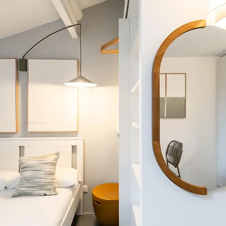 Modern In Porta Venezia, 10min Duomo E Station Daire