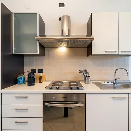 아파트 Moderno Con Garage, Wi-fi, Aria Condizionata E Terrazzo *