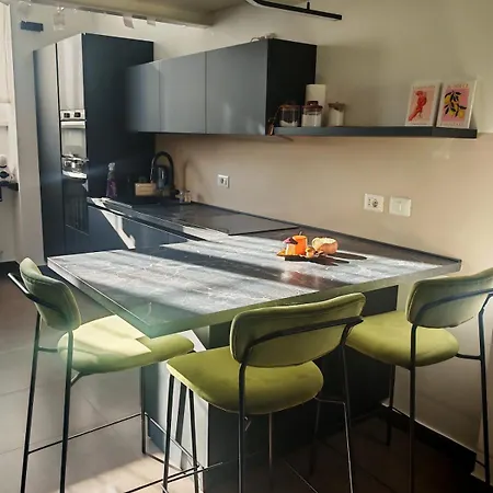 Elegant Loft In Milan, 2br E 2bth Apartmán *