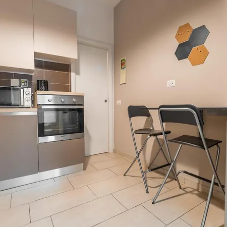 Appartamento Via Ovada 5 Milano