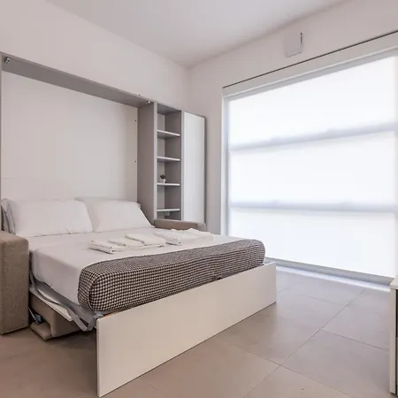 Apartment Brera Armani *