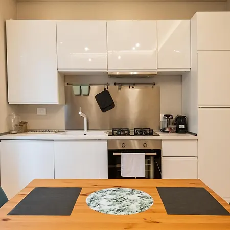 Apartament Ht Maison Angera *