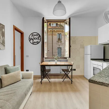 New! Stylish 3-person Flat By Metro M3 & Sunny Balcony