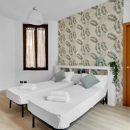 Apartamento New! Stylish 3-person Flat By Metro M3 & Sunny Balcony